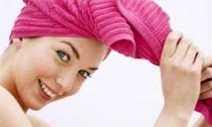 Как правильно сушить волосы феном: полезные советы Чем подсушить волосы